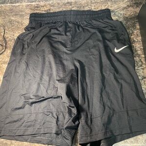 Men’s Nike shorts 2XL
